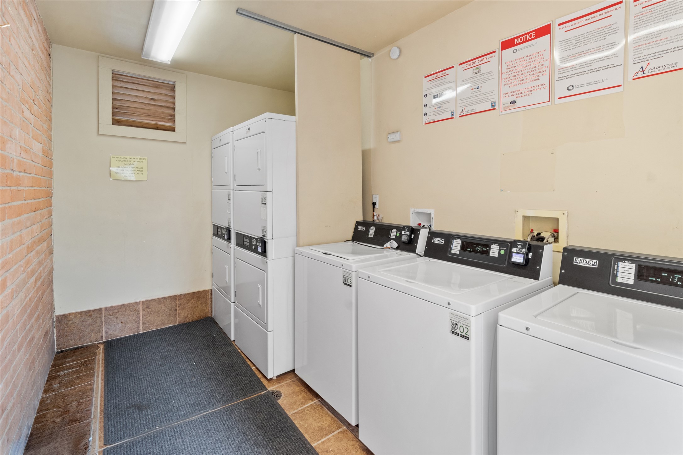 3924 West Alabama Street, Unit 4 Houston, TX 77027 - Photo 21 of 32 The complex offers a laundry area. Great for large loads!