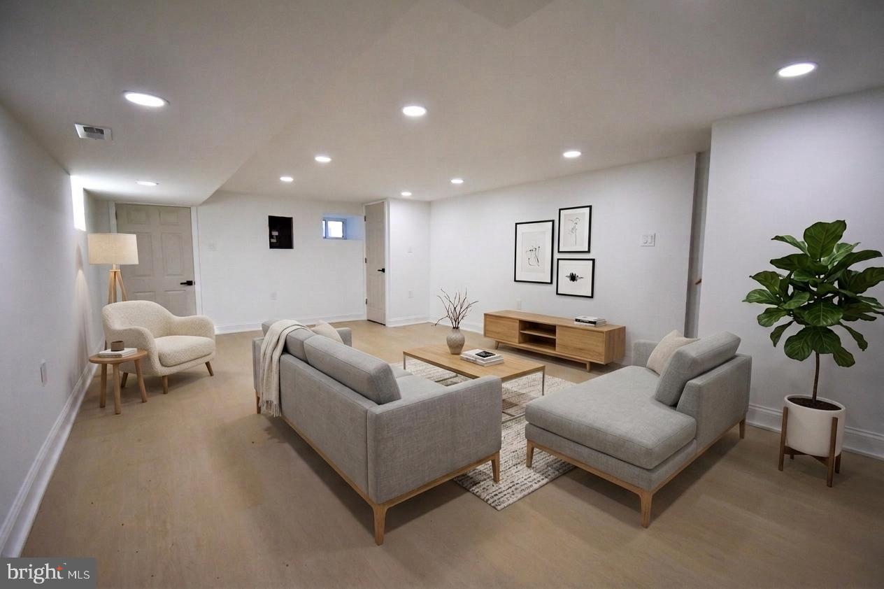247 Heather Road Upper Darby, PA 19082 - Photo 15 of 26 Virtual Staging Finished Basement