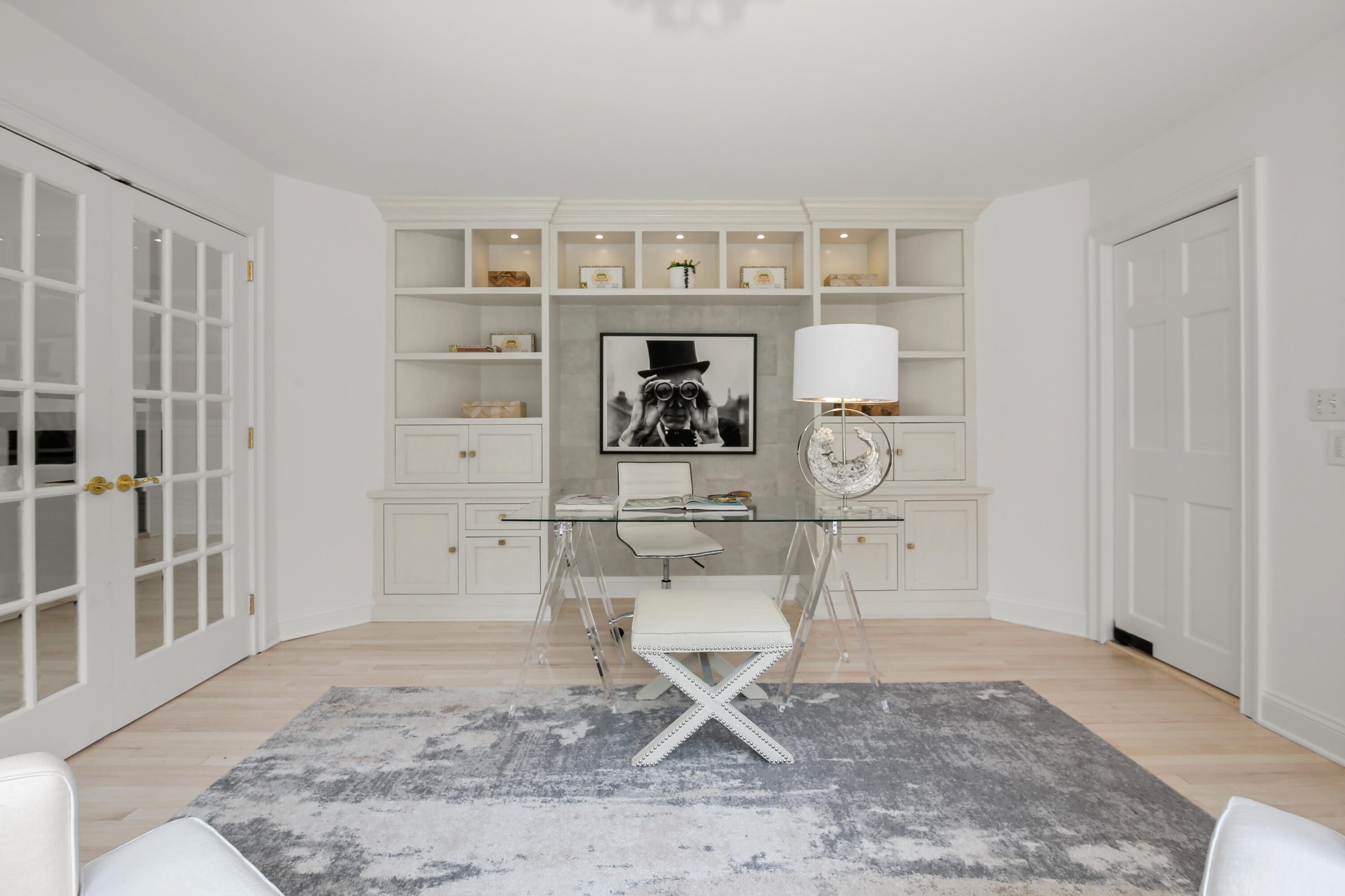 114 Colony Road Darien, CT 06820 - Photo 12 of 40 a living room with furniture a rug and white walls