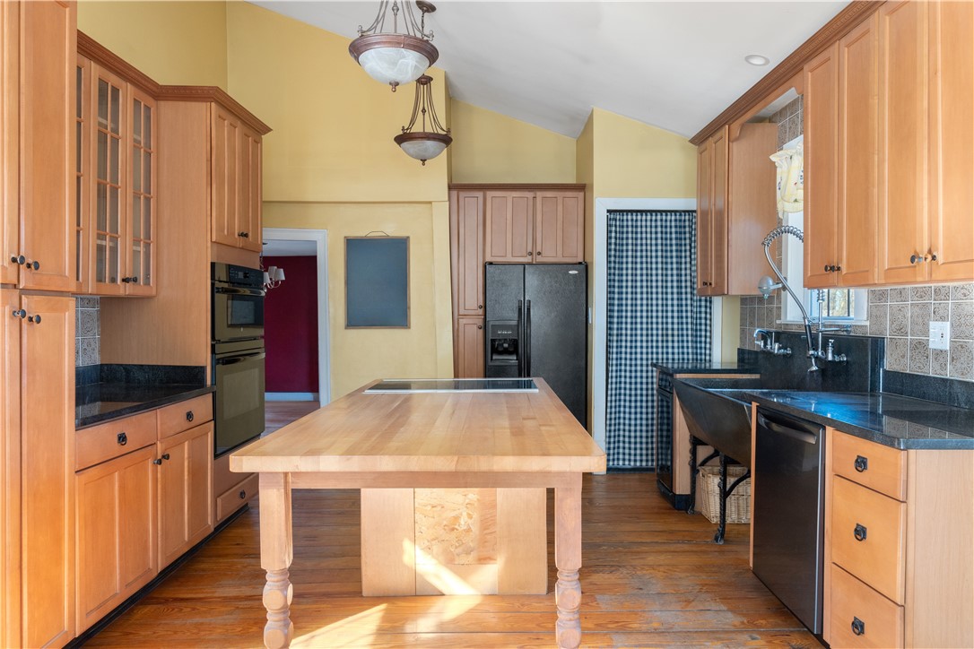 4204 Post Road Warwick, RI 02818 - Photo 13 of 26