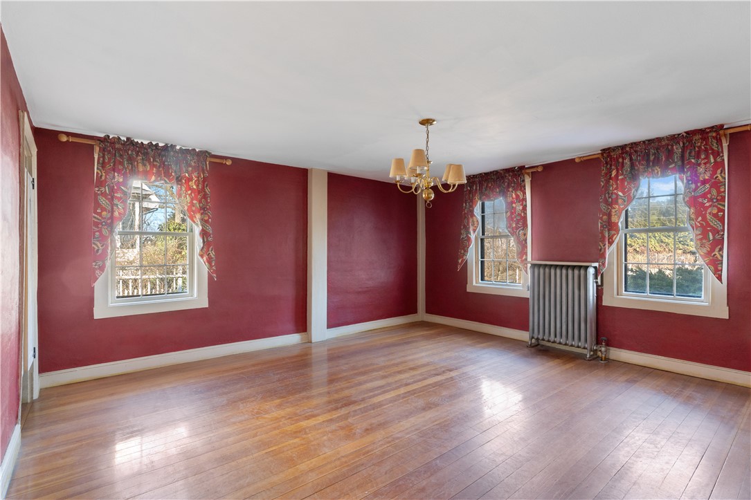 4204 Post Road Warwick, RI 02818 - Photo 8 of 26