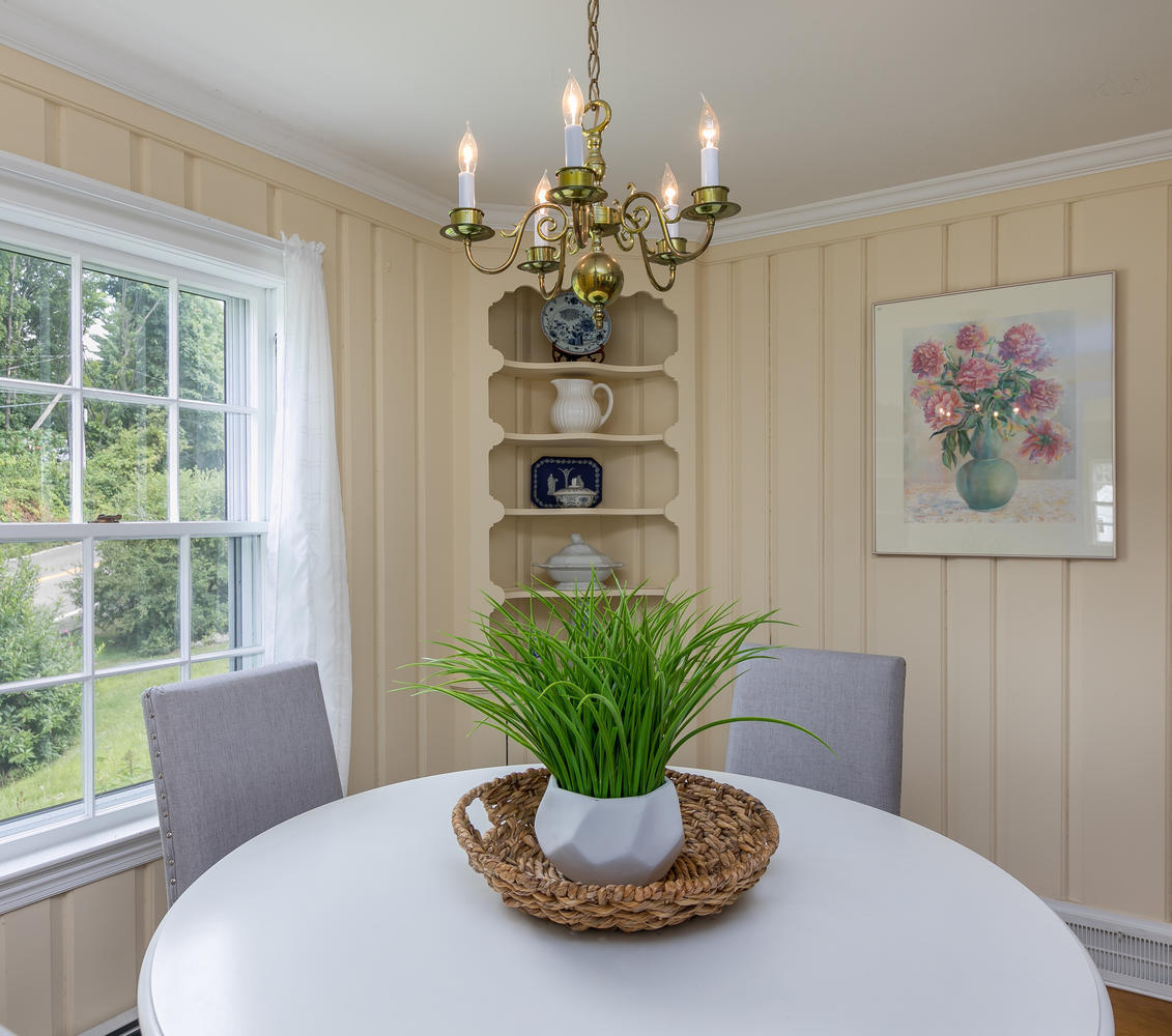 178 Ocean House Road Cape Elizabeth, ME 04107 - Photo 11 of 31 178 Ocean House Rd Cape-large-010-001-Di