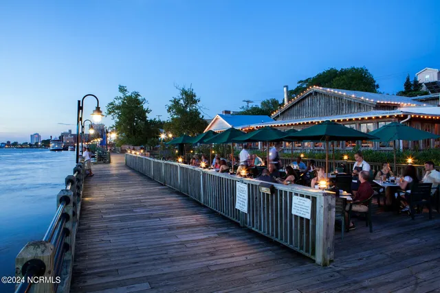 $2,100 | 715 North 4th Street, Unit 101, Wilmington, NC 28401