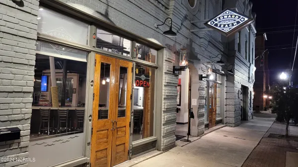 $2,051 | 715 North 4th Street, Unit 101, Wilmington, NC 28401