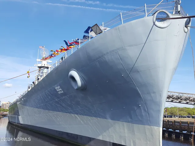 $2,100 | 715 North 4th Street, Unit 101, Wilmington, NC 28401