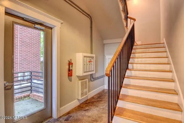 $2,100 | 715 North 4th Street, Unit 101, Wilmington, NC 28401