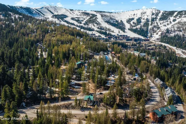 $980,000 | 45 Parallel Run, Sandpoint, ID 83864