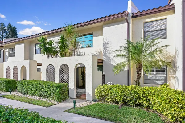 $2,750 | 21863 Arriba Real, Unit G, Boca Raton, FL 33433