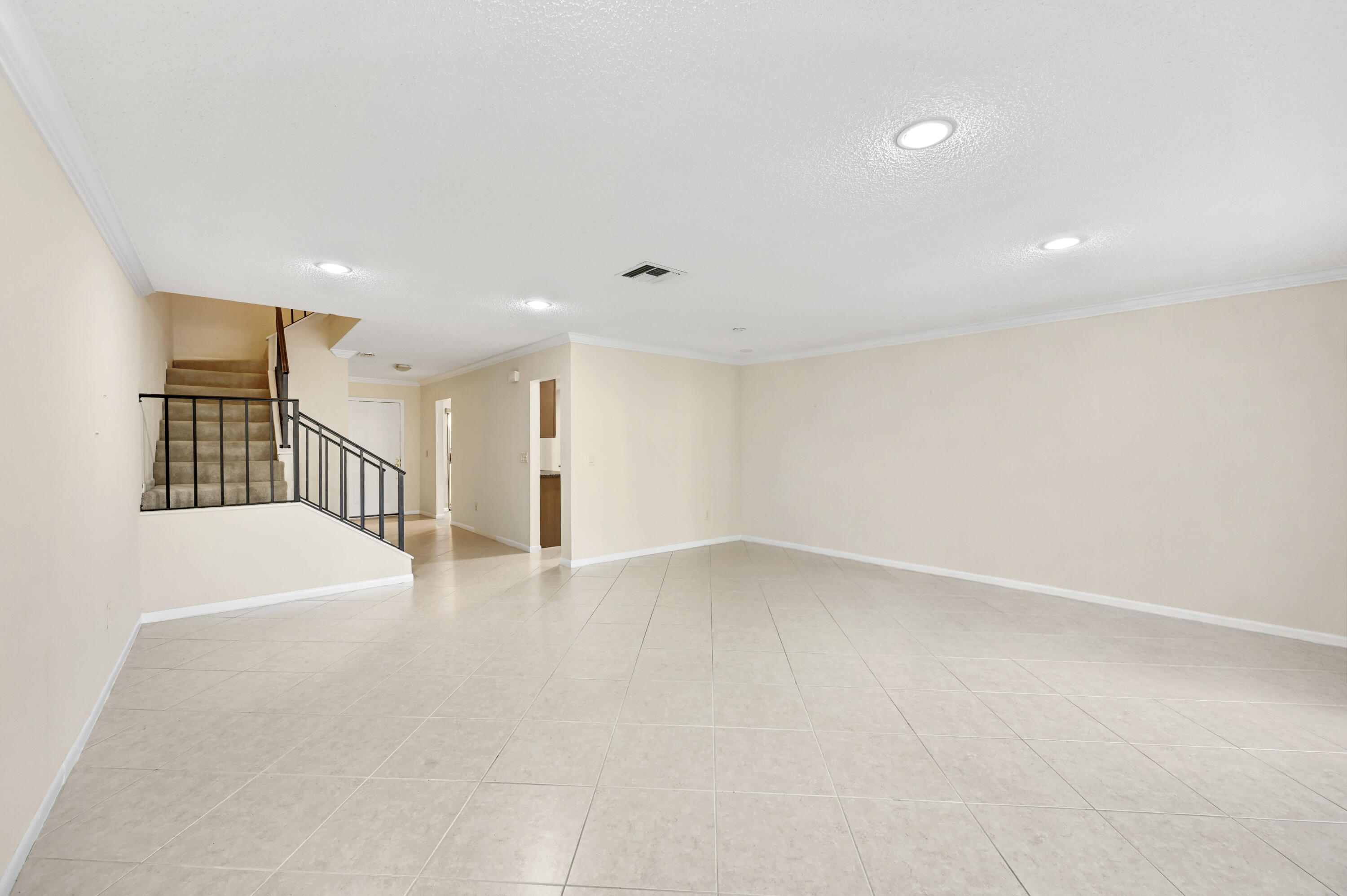 21863 Arriba Real, Unit G Boca Raton, FL 33433 - Photo 8 of 32 21863 Arriba Real 8G, Boca Raton, FL_12