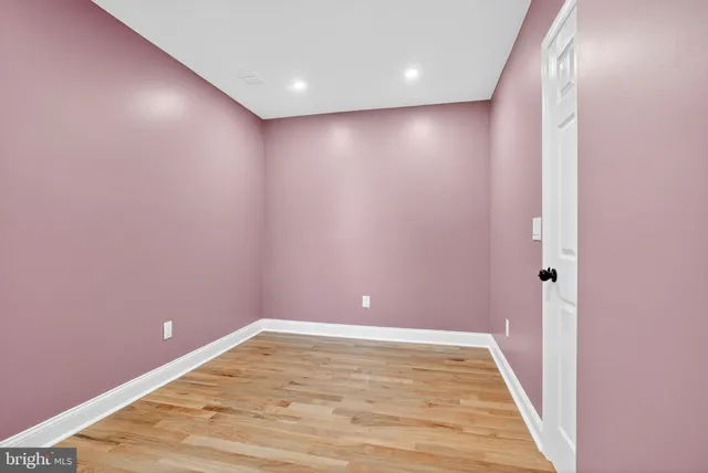 a view of empty room