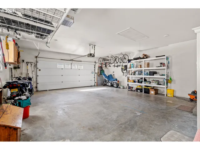 $749,000 | 75077 Oregon Lane, Irrigon, OR 97844