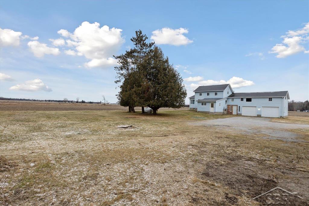 5440 North Huron Road Pinconning, MI 48650 - Photo 40 of 60