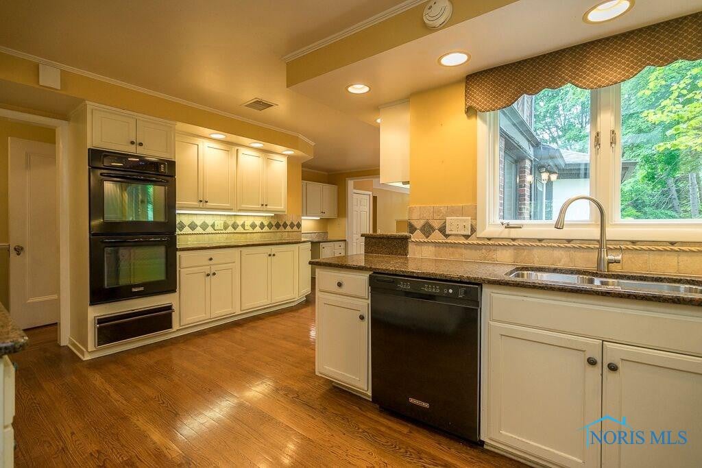 3743 Brookside Road Toledo, OH 43606 - Photo 10 of 25 Gallery Image 10