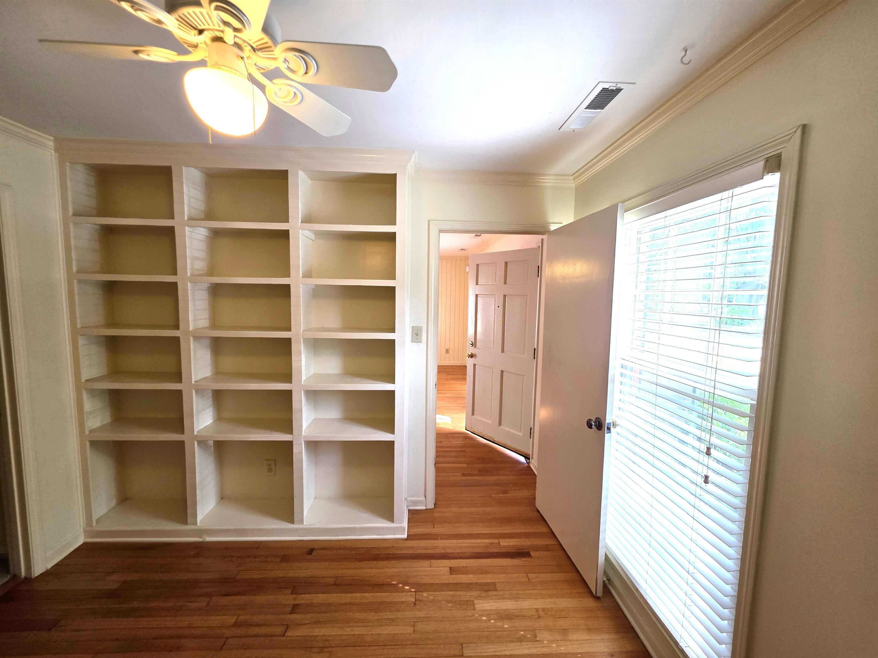 363 South Fenwick Road Memphis, TN 38111 - Photo 10 of 17