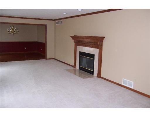 4670 Hollwood Road Springfield, OH 45502 - Photo 6 of 18 Gallery Image 6
