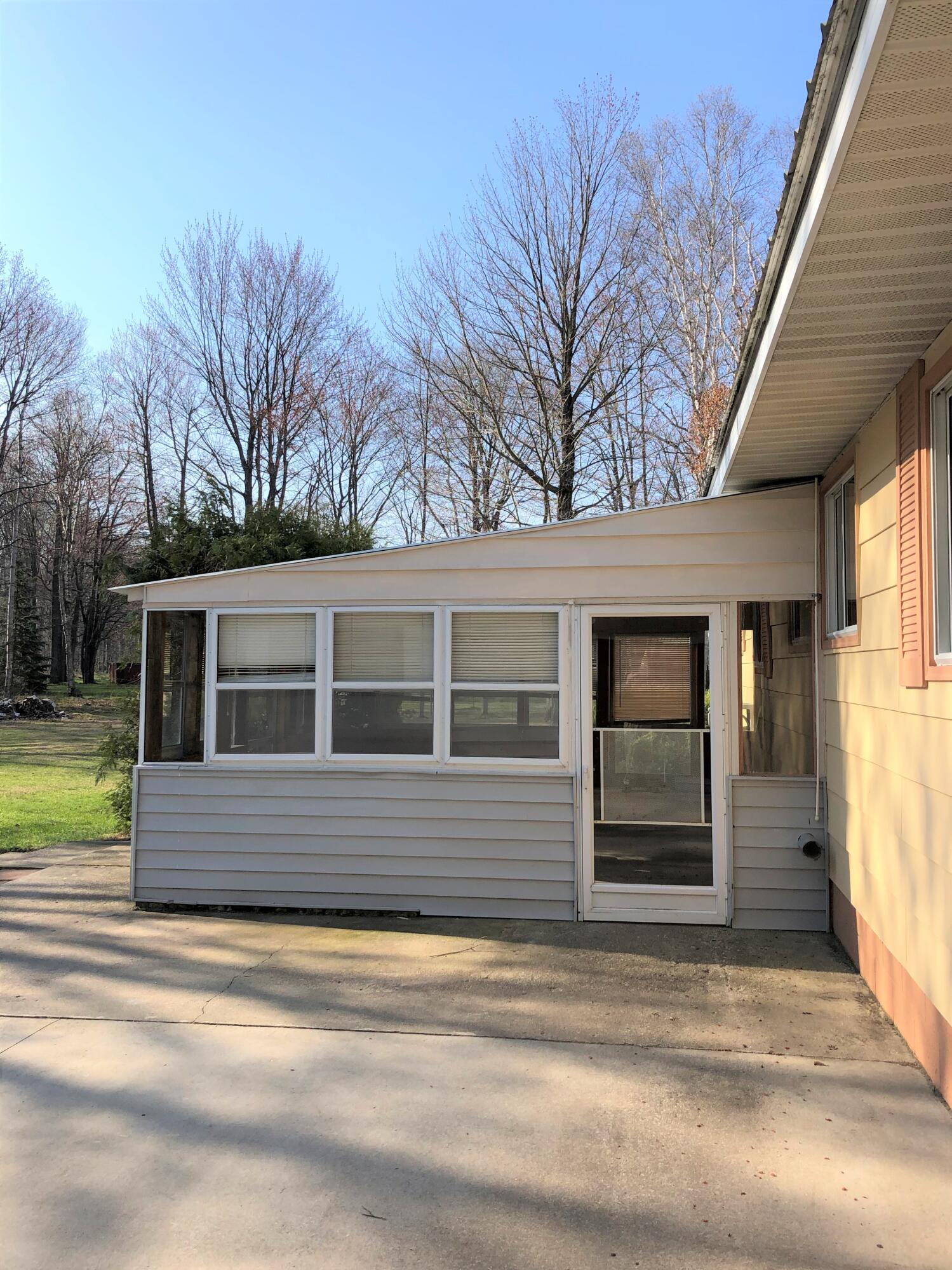 13296 Restawhile Road Cheboygan, MI 49721 - Photo 41 of 57 Gallery Image 41