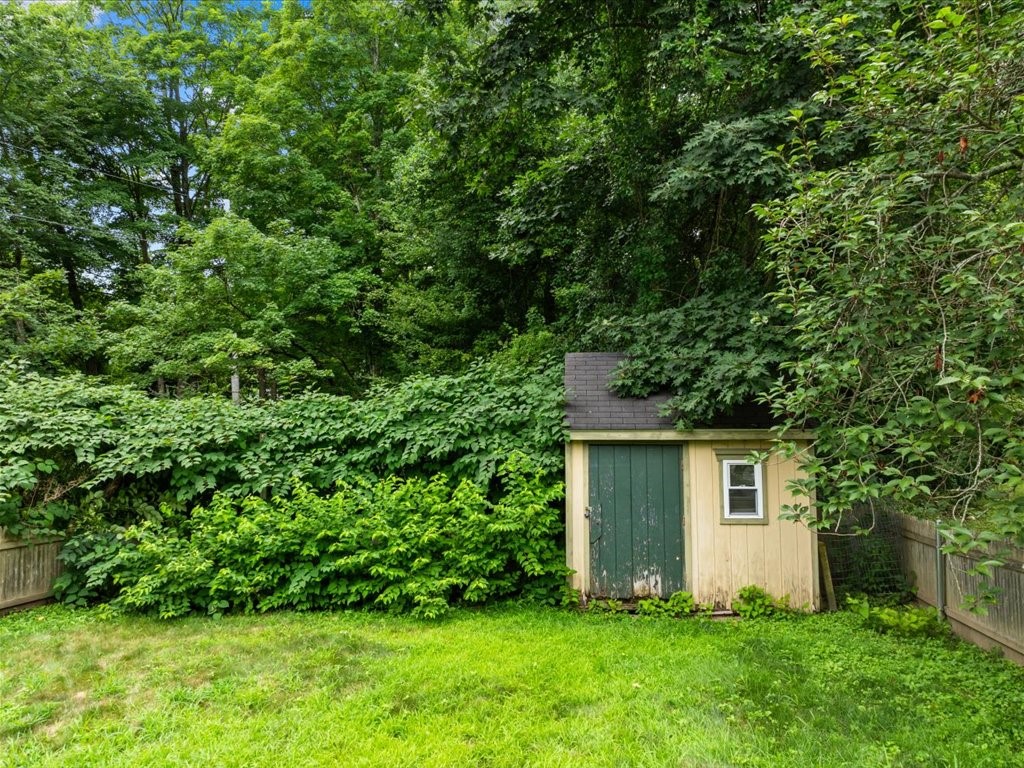 7 Fairground Way Scituate, RI 02831 - Photo 12 of 40