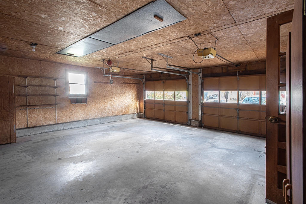 21 Dwight Street Hatfield, MA 01038 - Photo 20 of 24 a view of a livingroom with furniture and window