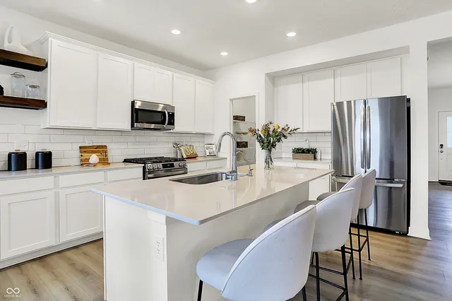 $625,000 | 11780 Aubrey Lane, Fishers, IN 46040