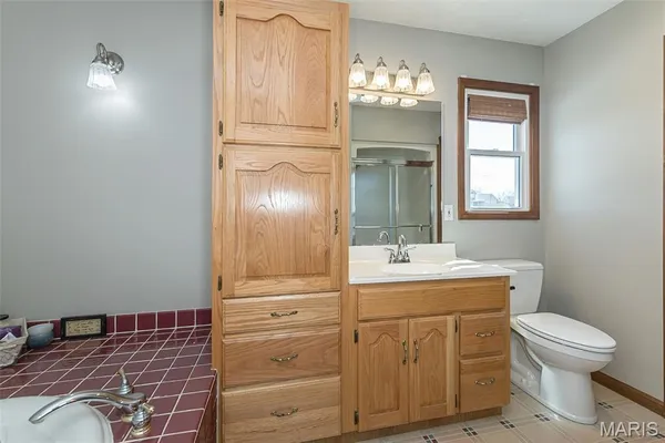 $469,875 | 270 Purple Martin Lane, Sullivan, MO 63080