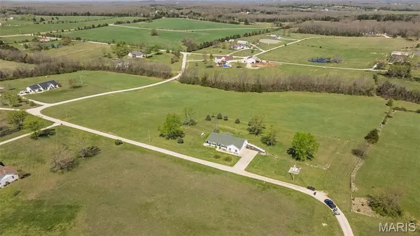 $469,875 | 270 Purple Martin Lane, Sullivan, MO 63080