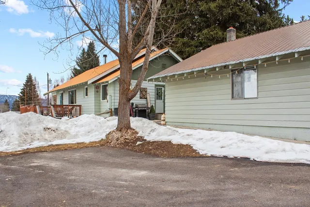 $549,000 | 202 South School Street, Cascade, ID 83611