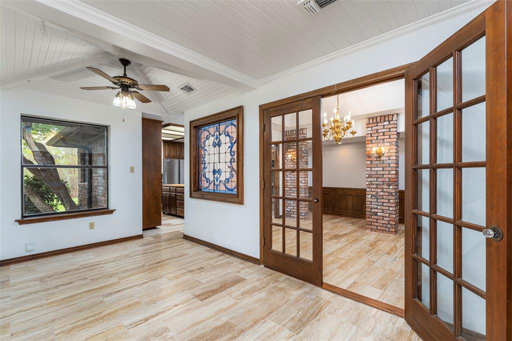 1308 Clover Hill Road Mansfield, TX 76063 - Photo 12 of 40