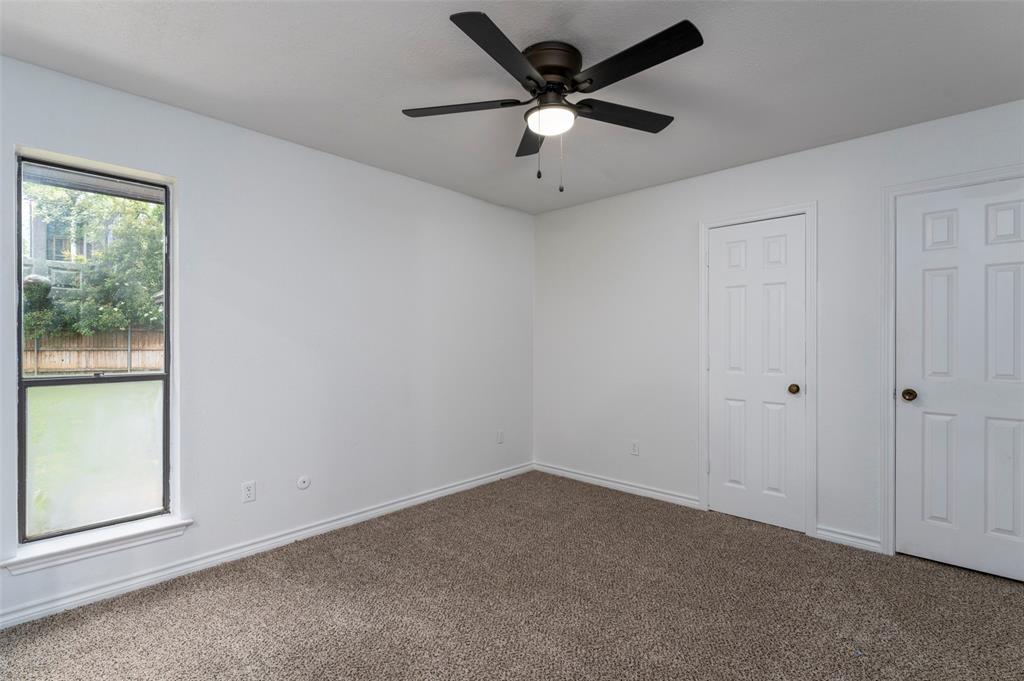 1308 Clover Hill Road Mansfield, TX 76063 - Photo 20 of 40