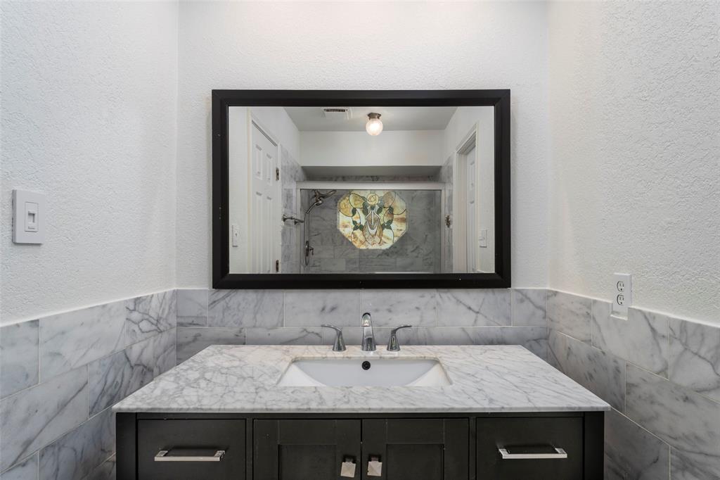 1308 Clover Hill Road Mansfield, TX 76063 - Photo 22 of 40