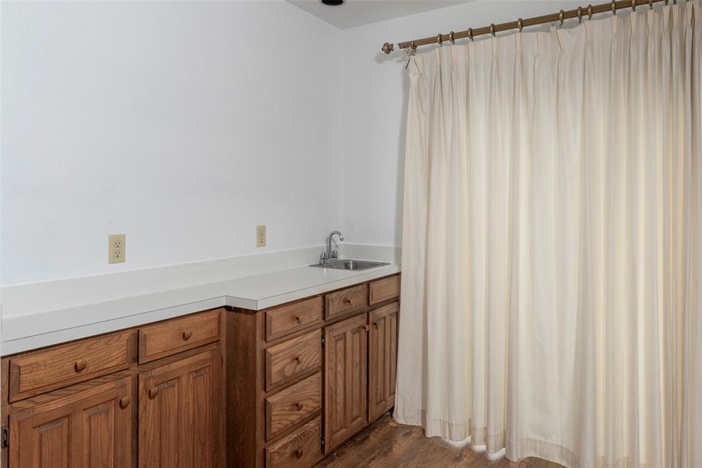 1308 Clover Hill Road Mansfield, TX 76063 - Photo 25 of 40