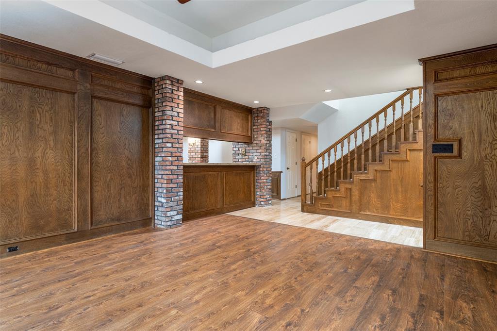 1308 Clover Hill Road Mansfield, TX 76063 - Photo 8 of 40