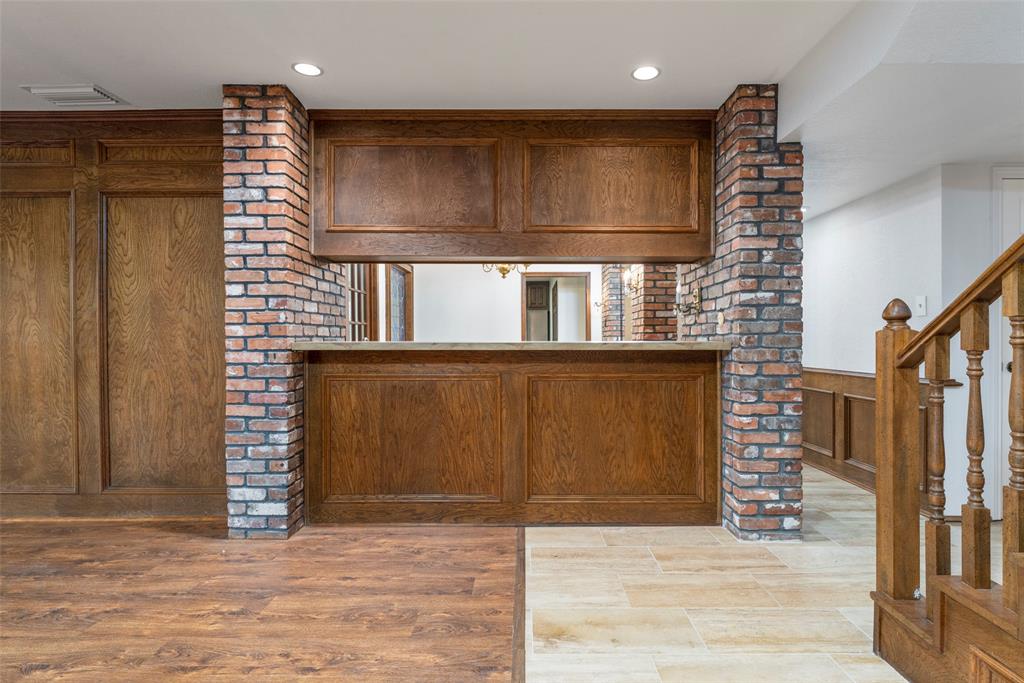 1308 Clover Hill Road Mansfield, TX 76063 - Photo 9 of 40