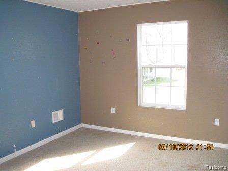 44843 Harris Road Belleville, MI 48111 - Photo 19 of 25 015.JPG