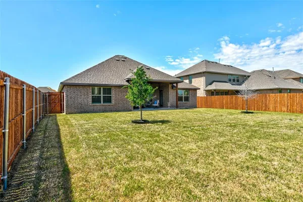 $2,800 | 1301 Blanco Trail, Mansfield, TX 76063