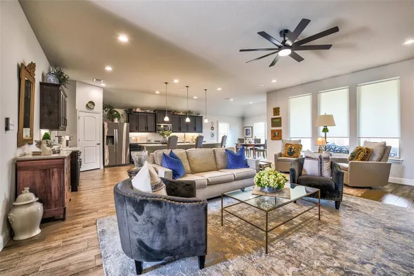 $2,800 | 1301 Blanco Trail, Mansfield, TX 76063