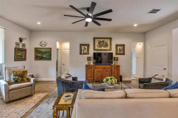 $2,800 | 1301 Blanco Trail, Mansfield, TX 76063