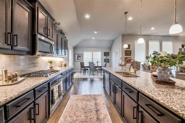 $2,800 | 1301 Blanco Trail, Mansfield, TX 76063