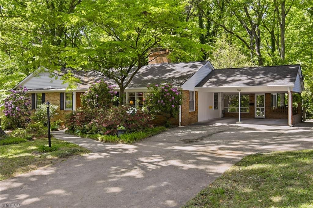 706 Friar Tuck Road Winston-Salem, NC 27104 - Photo 2 of 34