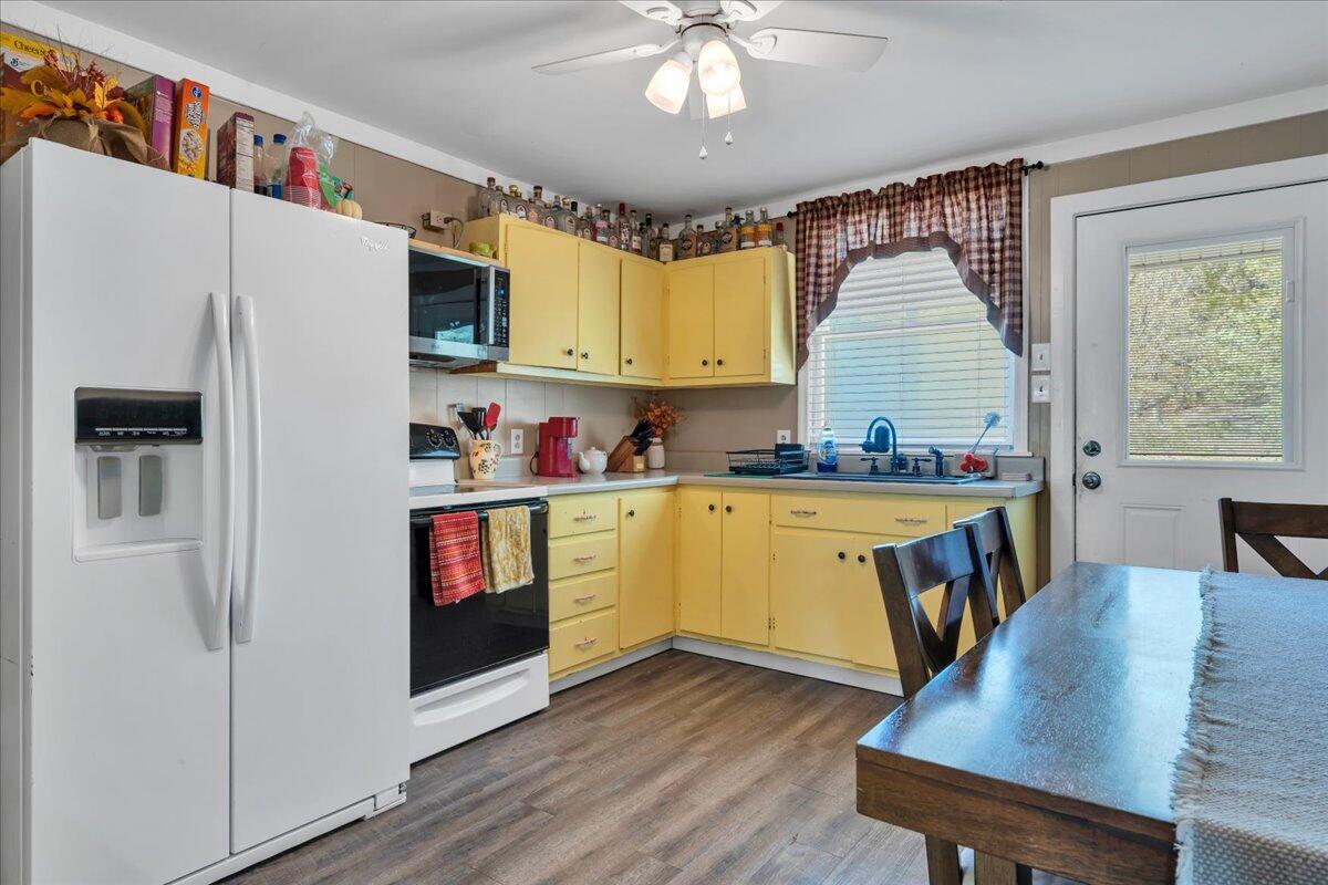 1932 Reesedale Road Elliston, VA 24087 - Photo 8 of 33 08-MIB00609