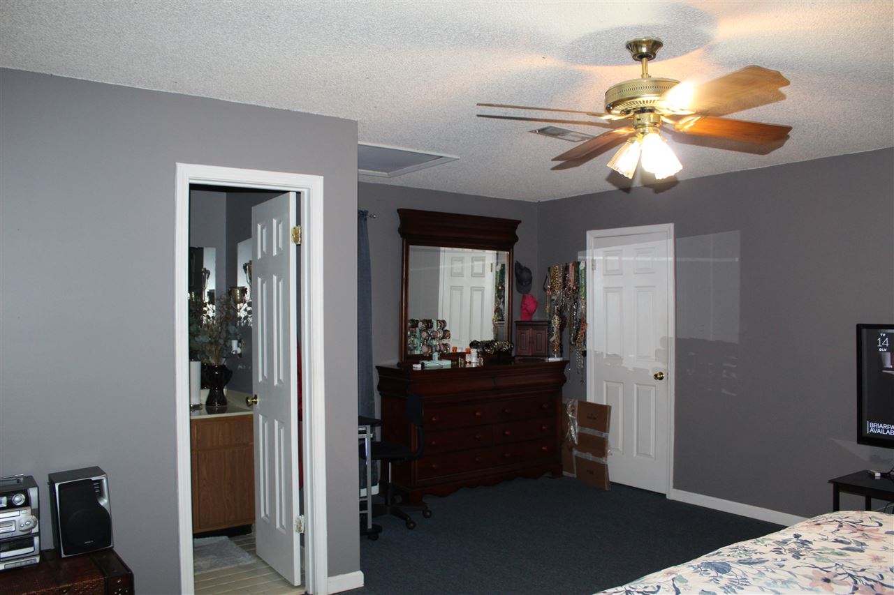 4178 Hickory Grove Road Memphis, TN 38141 - Photo 9 of 15 Gallery Image 9