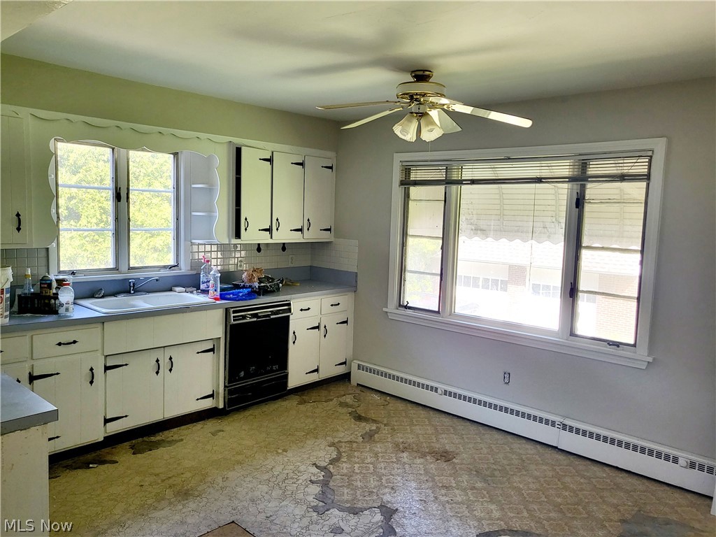 6053 Middle Ridge Road Lorain, OH 44053 - Photo 11 of 21