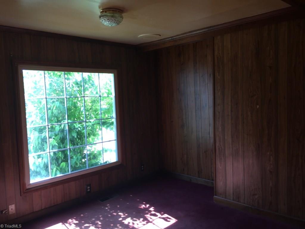 115 Thompson Heights Road Reidsville, NC 27320 - Photo 4 of 10 Gallery Image 4