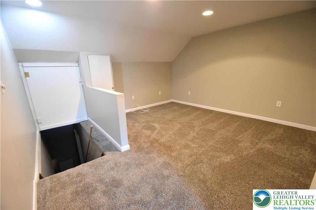 40 North 2nd Street Bangor, PA 18013 - Photo 16 of 18