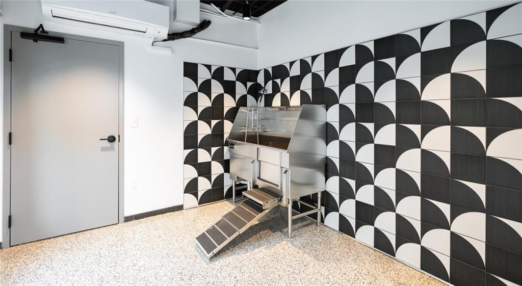200 Nerem Street Northwest, Unit 603 Atlanta, GA 30313 - Photo 41 of 45