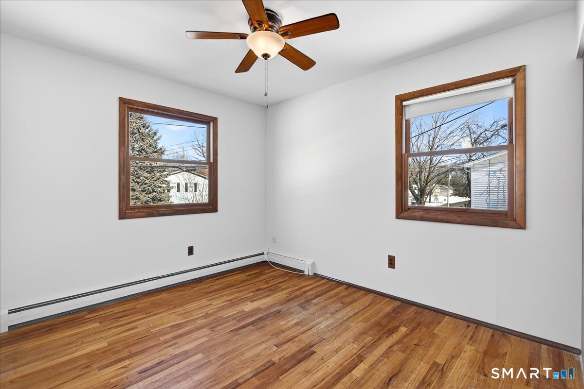 80 Flower Drive Hamden, CT 06518 - Photo 12 of 28