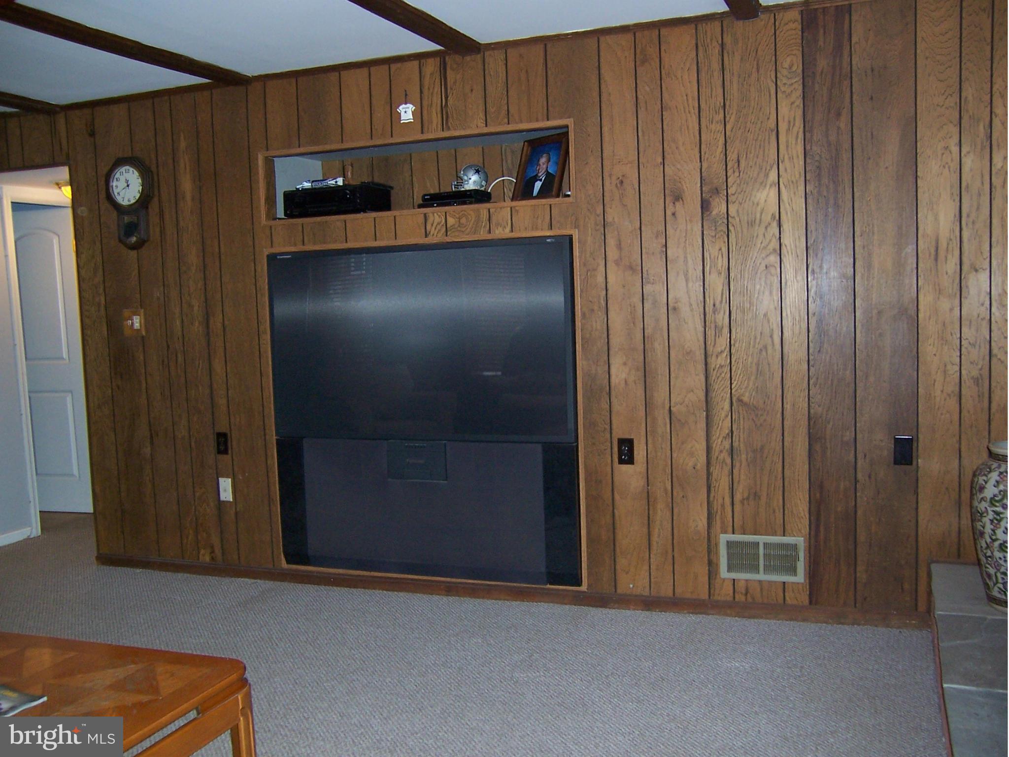 1704 Woodwell Road Silver Spring, MD 20906 - Photo 15 of 30 Family Room