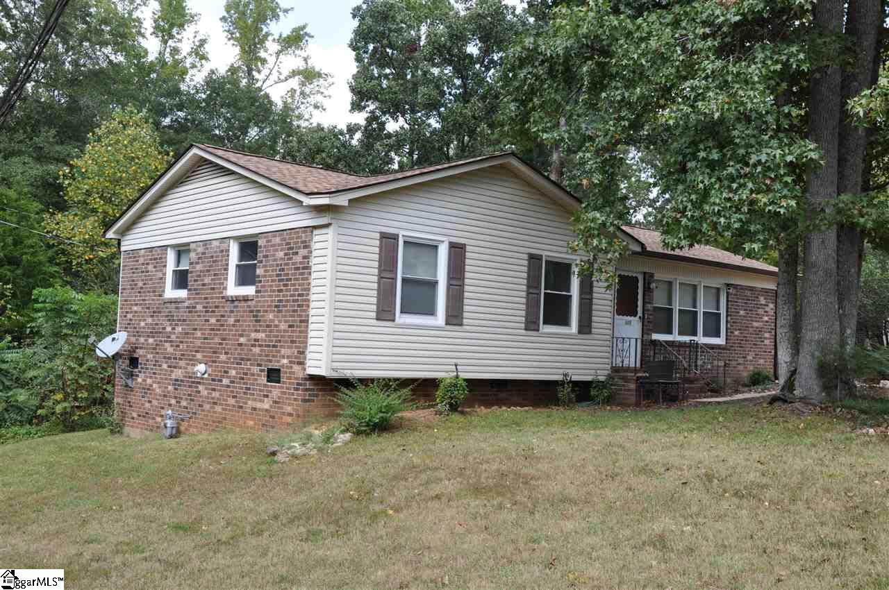 125 Blue Ridge Drive Fountain Inn, SC 29644 - Photo 2 of 18 Gallery Image 2