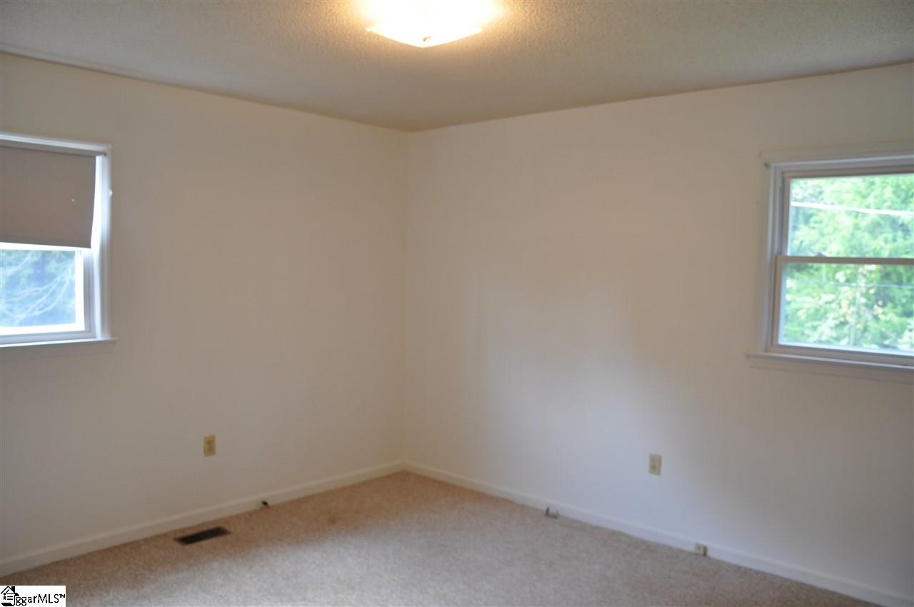 125 Blue Ridge Drive Fountain Inn, SC 29644 - Photo 16 of 18 Gallery Image 16