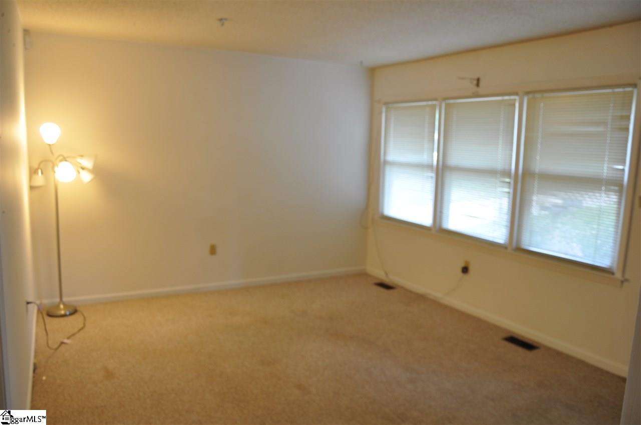 125 Blue Ridge Drive Fountain Inn, SC 29644 - Photo 5 of 18 Gallery Image 5