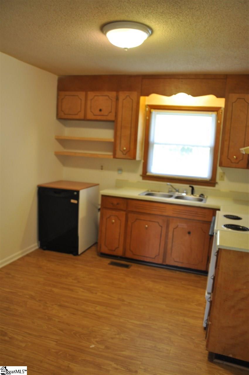 125 Blue Ridge Drive Fountain Inn, SC 29644 - Photo 6 of 18 Gallery Image 6